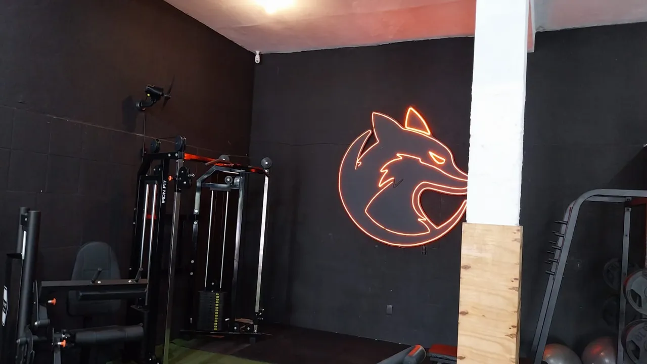 FOX 6